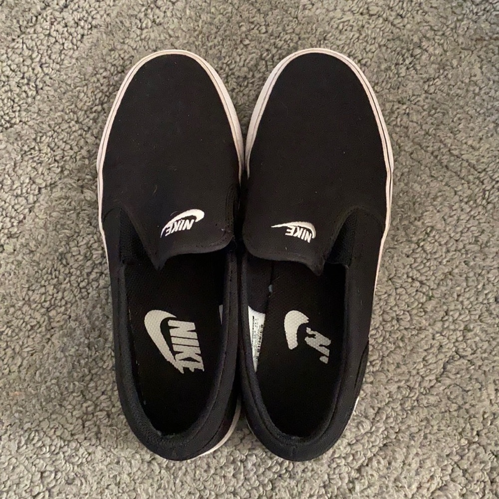 Nike slip ons